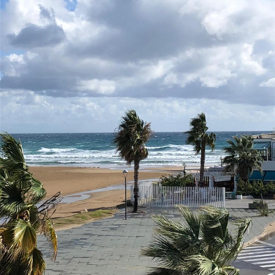 Casa Blanca Beach Apartment Torredembarra Eksteriør billede